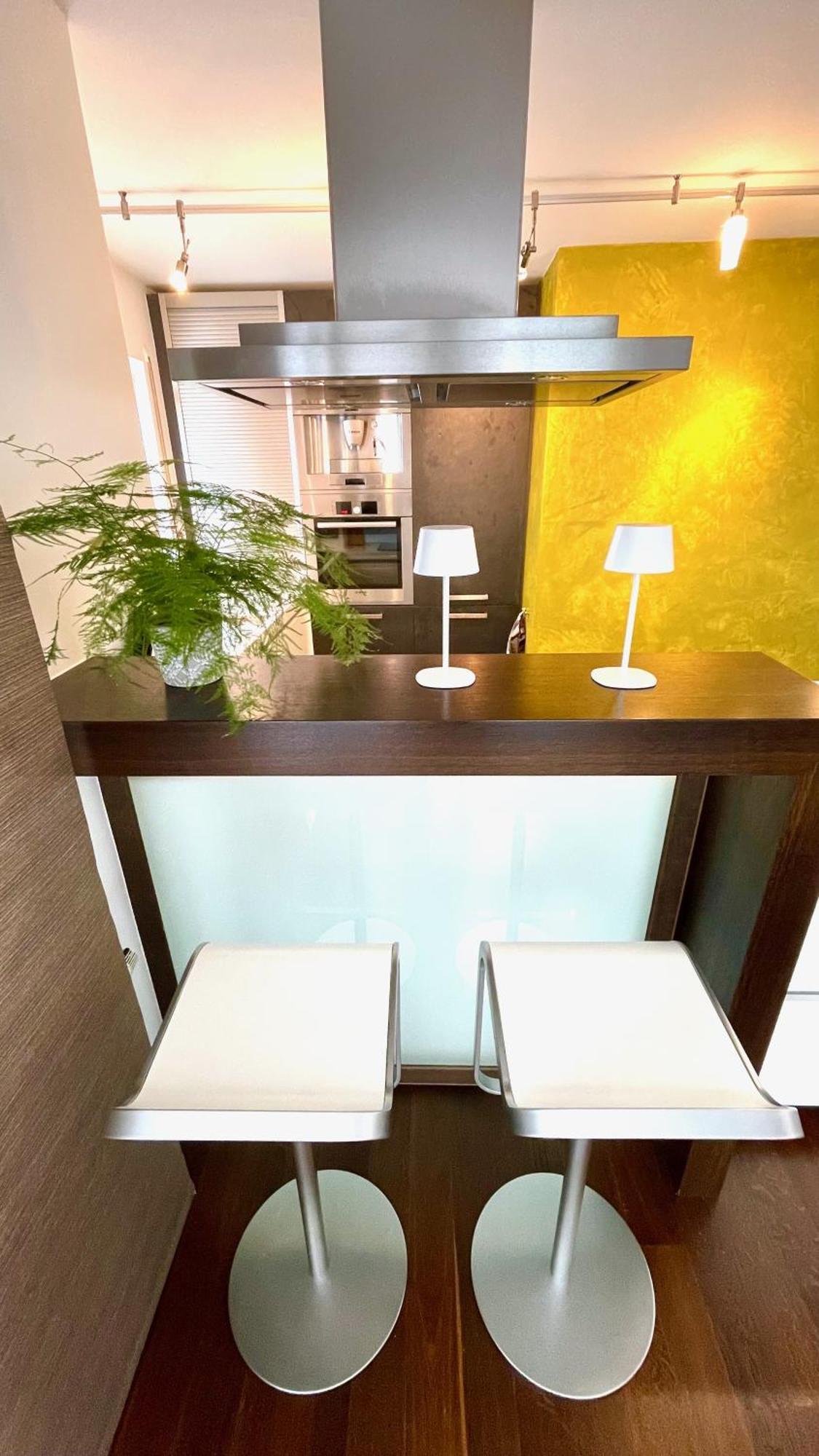 Ludwigshome Luxus - Zentral, Kostenloser Parkplatz, Terrasse ルートヴィヒスブルク エクステリア 写真